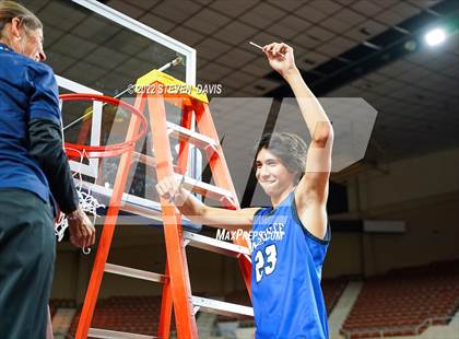 Thumbnail 1 in Salpointe Catholic vs. Mesquite (AIA 4A Final Awards) photogallery.
