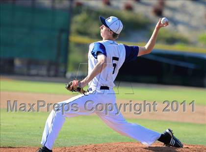 Thumbnail 3 in Horizon vs Santa Fe Christian (CIF SDS D5 Final) photogallery.