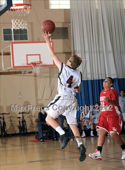 Thumbnail 1 in Desert Mirage vs La Quinta (MaxPreps Holiday Classic) photogallery.