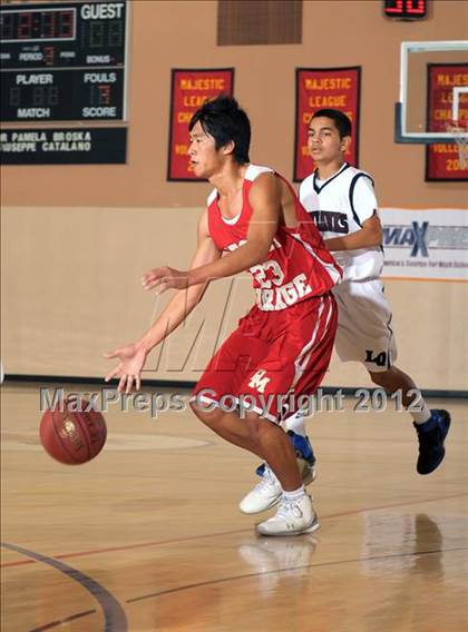 Thumbnail 3 in Desert Mirage vs La Quinta (MaxPreps Holiday Classic) photogallery.