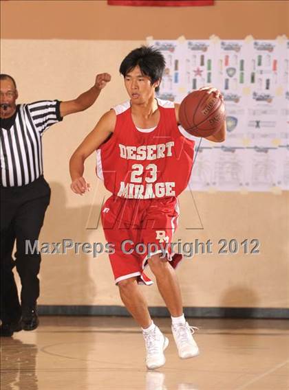 Thumbnail 2 in Desert Mirage vs La Quinta (MaxPreps Holiday Classic) photogallery.