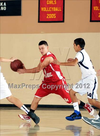 Thumbnail 2 in Desert Mirage vs La Quinta (MaxPreps Holiday Classic) photogallery.
