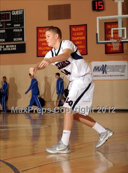Thumbnail 3 in Desert Mirage vs La Quinta (MaxPreps Holiday Classic) photogallery.