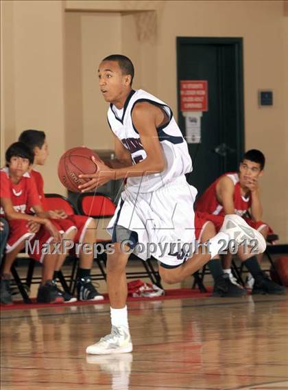 Thumbnail 1 in Desert Mirage vs La Quinta (MaxPreps Holiday Classic) photogallery.