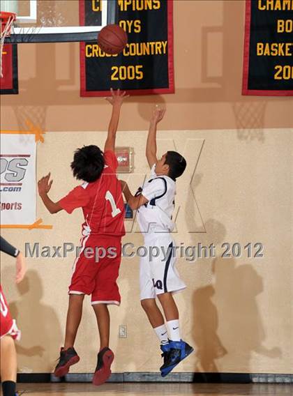 Thumbnail 3 in Desert Mirage vs La Quinta (MaxPreps Holiday Classic) photogallery.