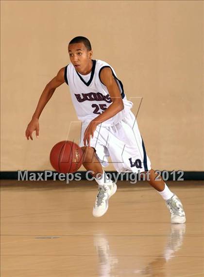 Thumbnail 1 in Desert Mirage vs La Quinta (MaxPreps Holiday Classic) photogallery.