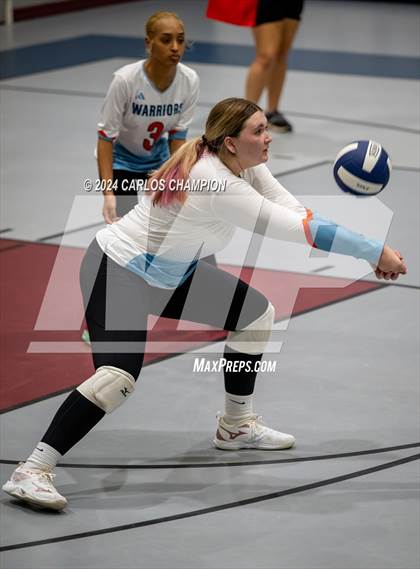 Thumbnail 3 in Granger vs. Waco Christian photogallery.
