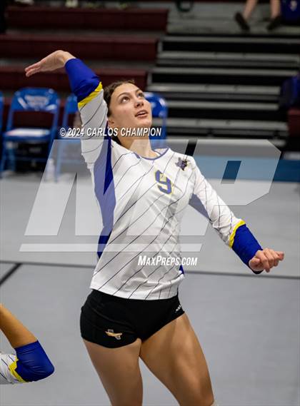 Thumbnail 1 in Granger vs. Waco Christian photogallery.