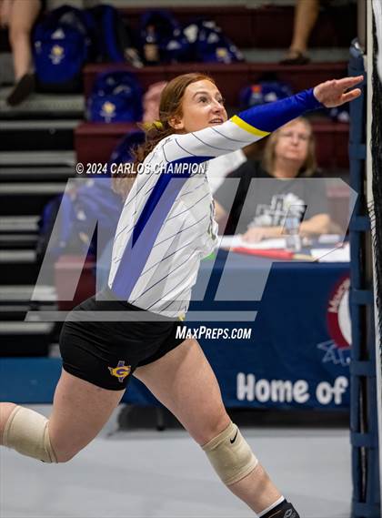 Thumbnail 2 in Granger vs. Waco Christian photogallery.