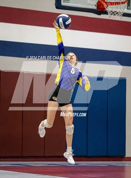 Thumbnail 2 in Granger vs. Waco Christian photogallery.