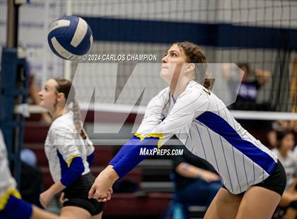 Thumbnail 3 in Granger vs. Waco Christian photogallery.
