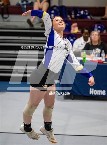 Thumbnail 2 in Granger vs. Waco Christian photogallery.