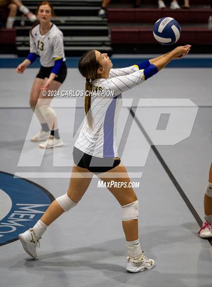 Thumbnail 2 in Granger vs. Waco Christian photogallery.