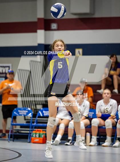 Thumbnail 1 in Granger vs. Waco Christian photogallery.