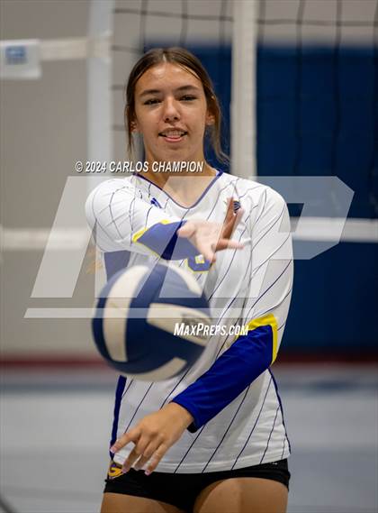 Thumbnail 3 in Granger vs. Waco Christian photogallery.