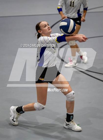 Thumbnail 1 in Granger vs. Waco Christian photogallery.