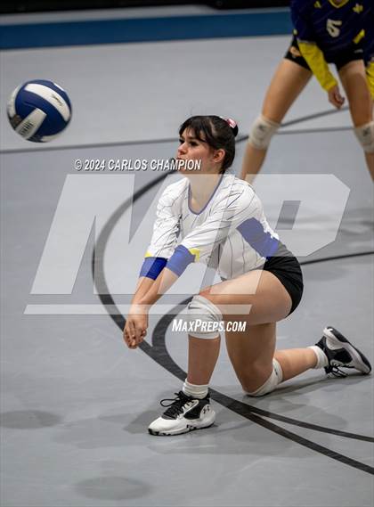 Thumbnail 2 in Granger vs. Waco Christian photogallery.