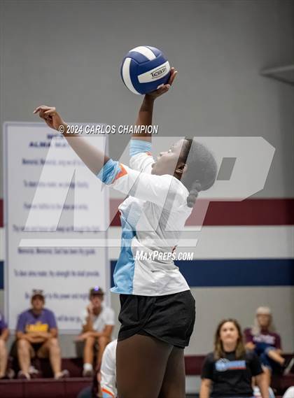 Thumbnail 3 in Granger vs. Waco Christian photogallery.