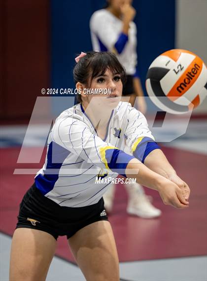 Thumbnail 1 in Granger vs. Waco Christian photogallery.