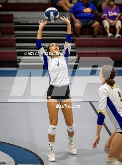Thumbnail 3 in Granger vs. Waco Christian photogallery.