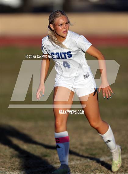 Thumbnail 2 in Tanque Verde vs Buena (Kelly Pierce Soccer Tournament) photogallery.