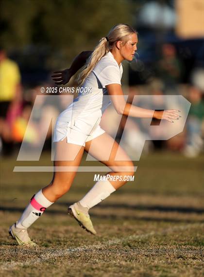 Thumbnail 2 in Tanque Verde vs Buena (Kelly Pierce Soccer Tournament) photogallery.