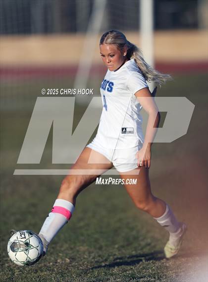 Thumbnail 3 in Tanque Verde vs Buena (Kelly Pierce Soccer Tournament) photogallery.