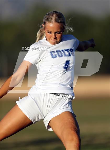 Thumbnail 2 in Tanque Verde vs Buena (Kelly Pierce Soccer Tournament) photogallery.