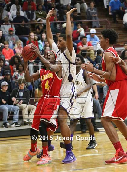 Thumbnail 2 in Columbus vs. Holmes County Central (Hotbed Classic) photogallery.