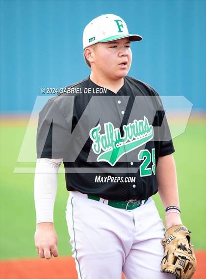 Thumbnail 1 in Porter vs. Falfurrias (Port Isabel Tournament) photogallery.