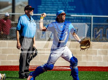 Thumbnail 2 in Porter vs. Falfurrias (Port Isabel Tournament) photogallery.