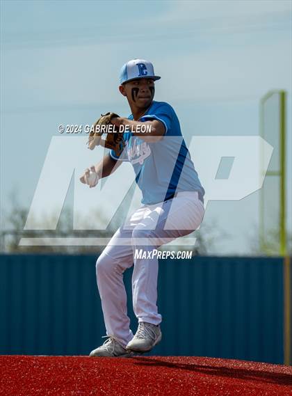 Thumbnail 2 in Porter vs. Falfurrias (Port Isabel Tournament) photogallery.