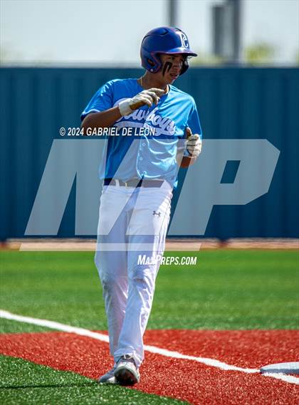 Thumbnail 2 in Porter vs. Falfurrias (Port Isabel Tournament) photogallery.