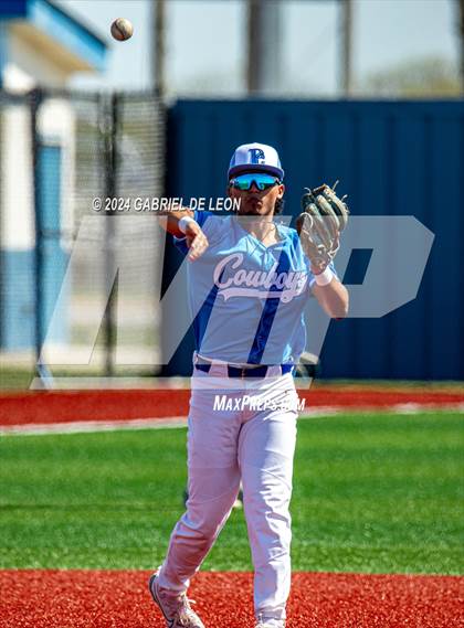 Thumbnail 1 in Porter vs. Falfurrias (Port Isabel Tournament) photogallery.