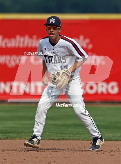 Thumbnail 1 in Shaler Area vs. Strath Haven (PIAA 5A Championship) photogallery.