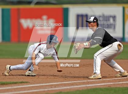 Thumbnail 2 in Shaler Area vs. Strath Haven (PIAA 5A Championship) photogallery.