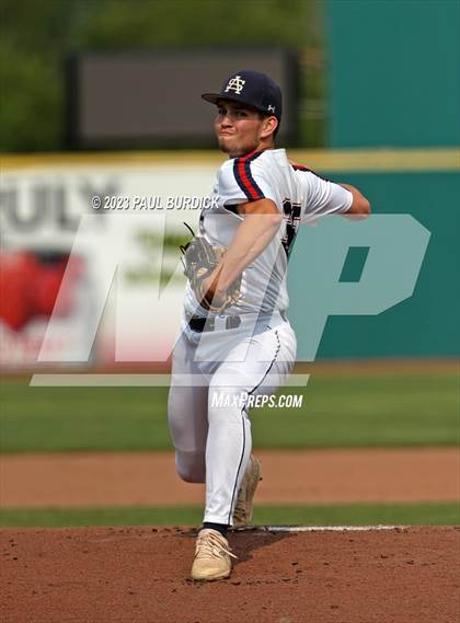 Thumbnail 1 in Shaler Area vs. Strath Haven (PIAA 5A Championship) photogallery.