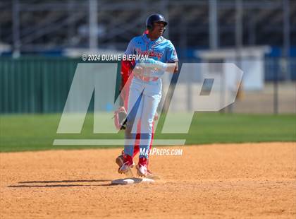 Thumbnail 2 in Lewisburg vs. Thompson photogallery.