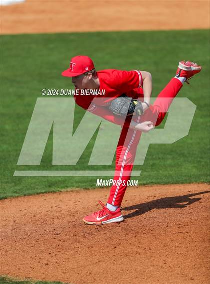 Thumbnail 3 in Lewisburg vs. Thompson photogallery.