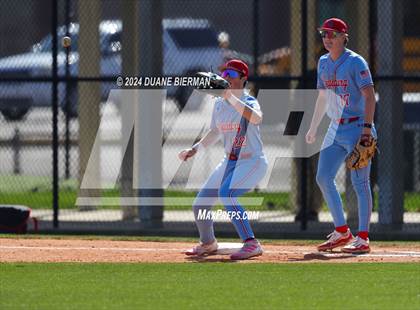 Thumbnail 2 in Lewisburg vs. Thompson photogallery.