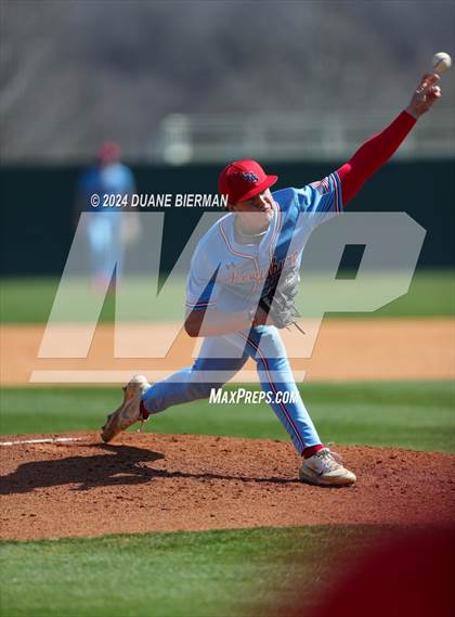 Thumbnail 3 in Lewisburg vs. Thompson photogallery.