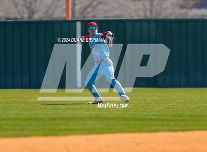 Thumbnail 3 in Lewisburg vs. Thompson photogallery.