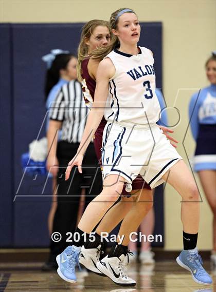 Thumbnail 3 in Windsor vs. Valor Christian (CHSAA 4A Sweet 16) photogallery.