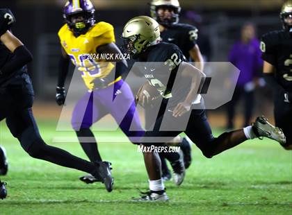 Thumbnail 3 in Lynwood vs. Magnolia photogallery.
