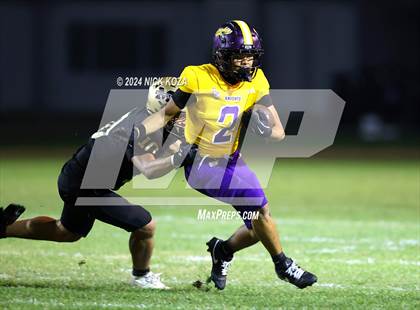 Thumbnail 3 in Lynwood vs. Magnolia photogallery.
