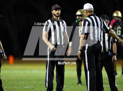Thumbnail 3 in Lynwood vs. Magnolia photogallery.