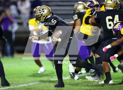Thumbnail 3 in Lynwood vs. Magnolia photogallery.