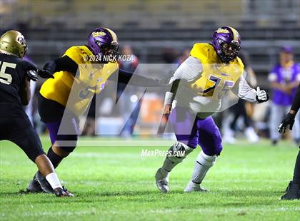 Thumbnail 3 in Lynwood vs. Magnolia photogallery.