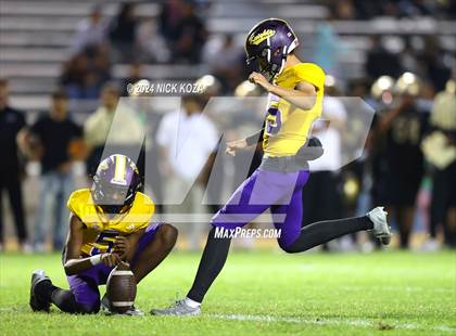 Thumbnail 1 in Lynwood vs. Magnolia photogallery.