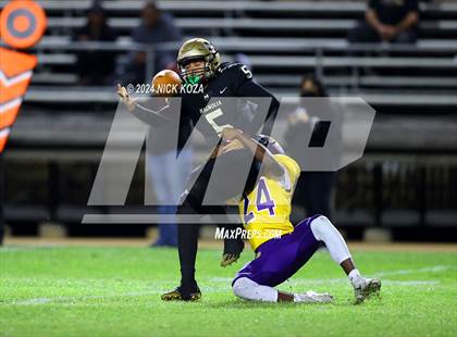 Thumbnail 2 in Lynwood vs. Magnolia photogallery.